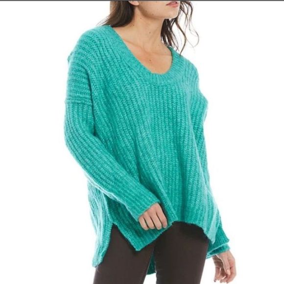 Free People Blue Bell Scoop Neck Oversized Slouchy Electric Teal Sweater NWT - Picture 1 of 15